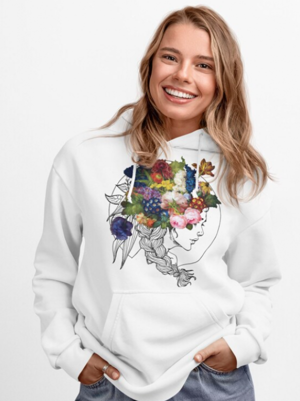 Hoodie dengan pola bunga yang menggemaskan